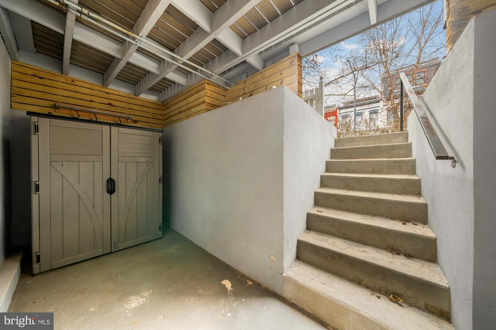 2315 ONTARIO ROAD NW 1