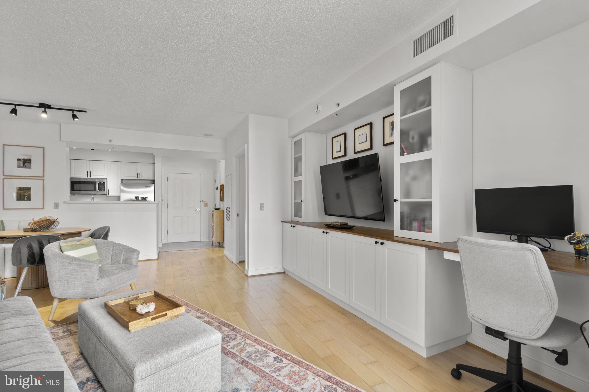 555 MASSACHUSETTS AVENUE NW 616