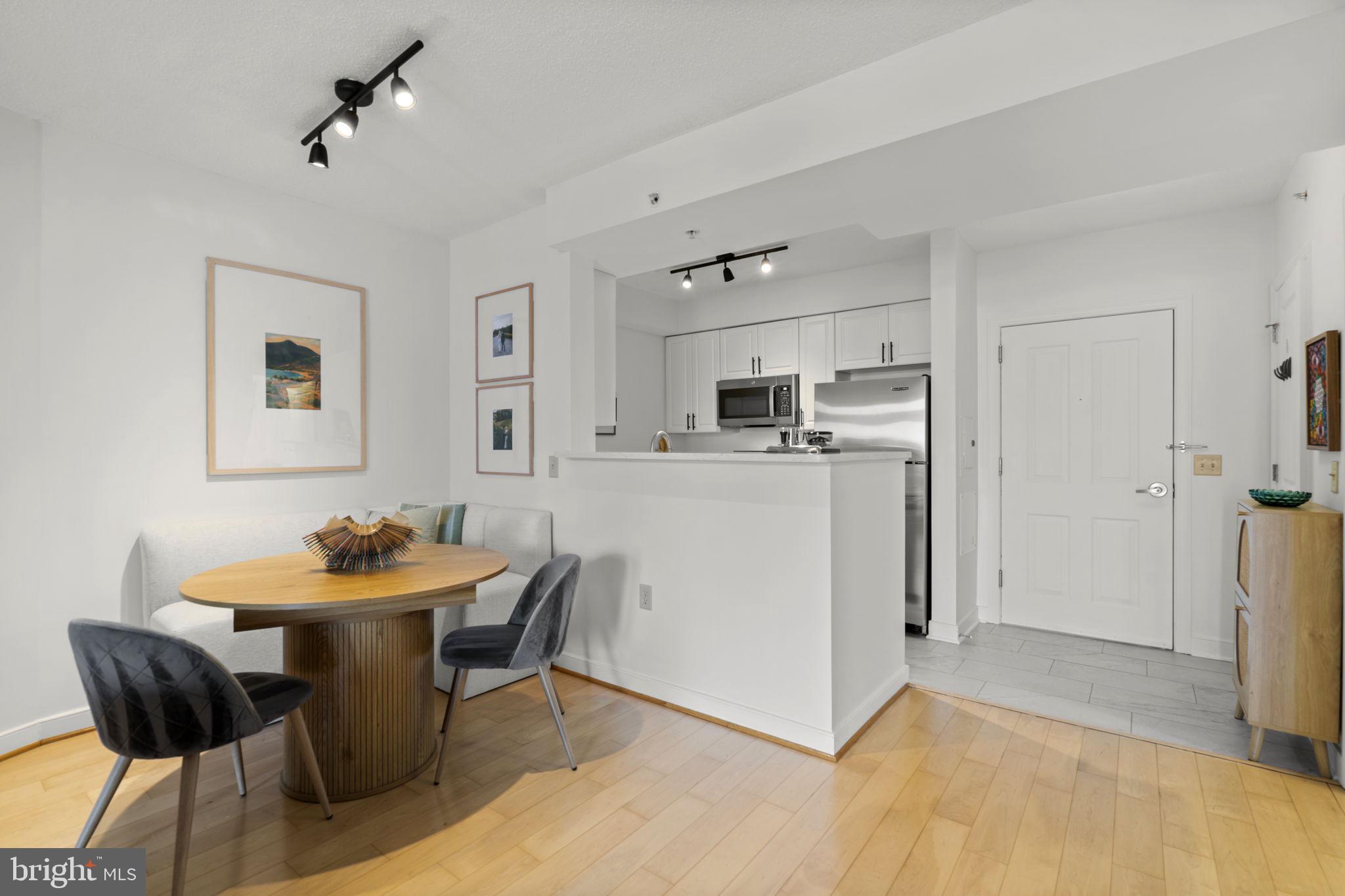 555 MASSACHUSETTS AVENUE NW 616