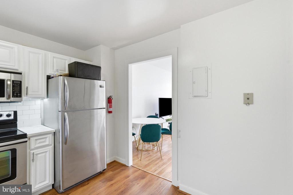 955 26TH STREET NW Unit: 305