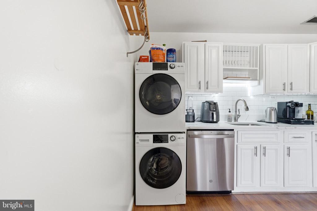 955 26TH STREET NW Unit: 305