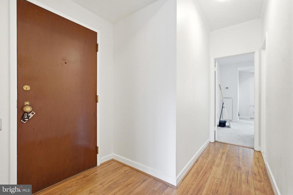 955 26TH STREET NW Unit: 305