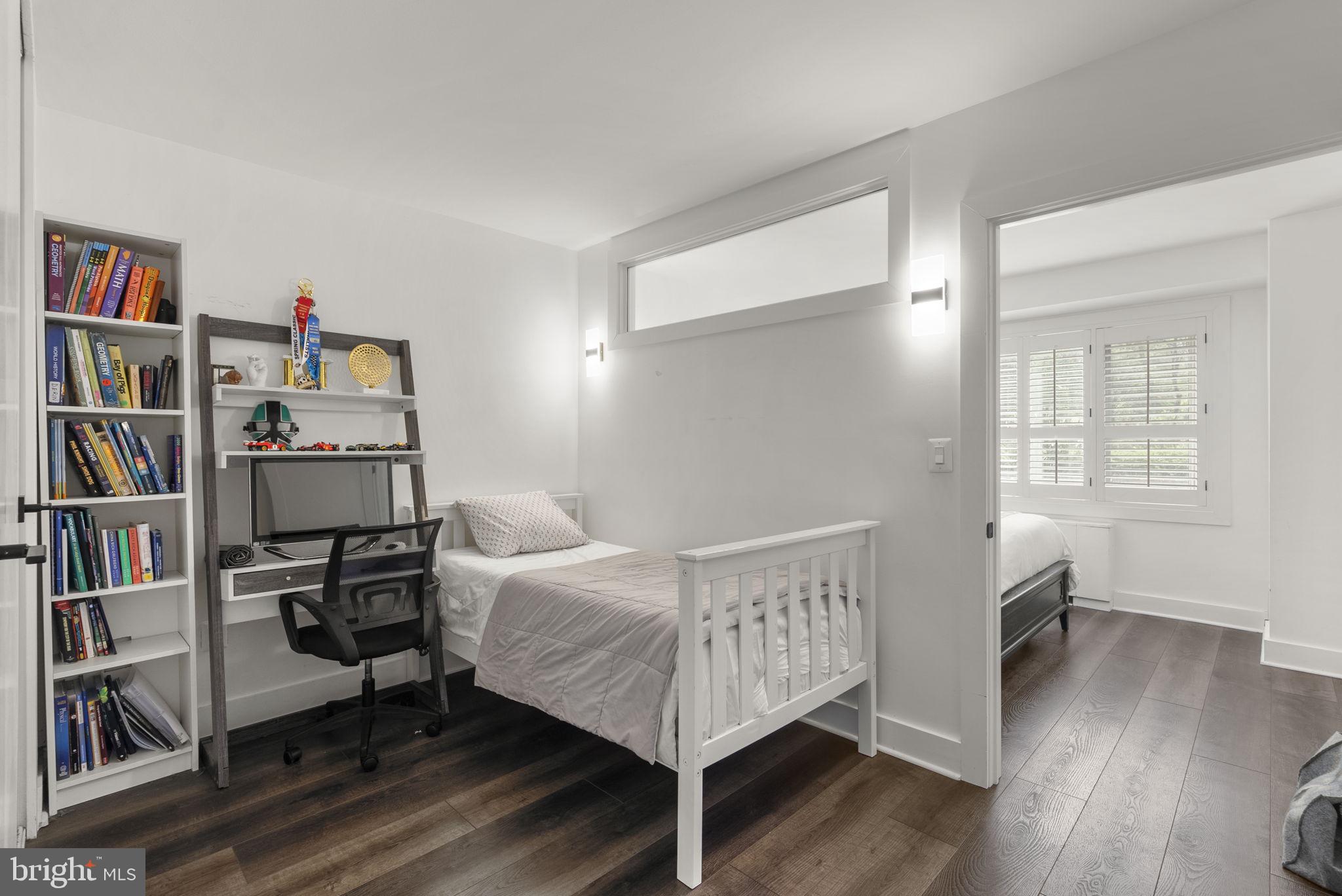 4201 CATHEDRAL AVENUE NW T10E