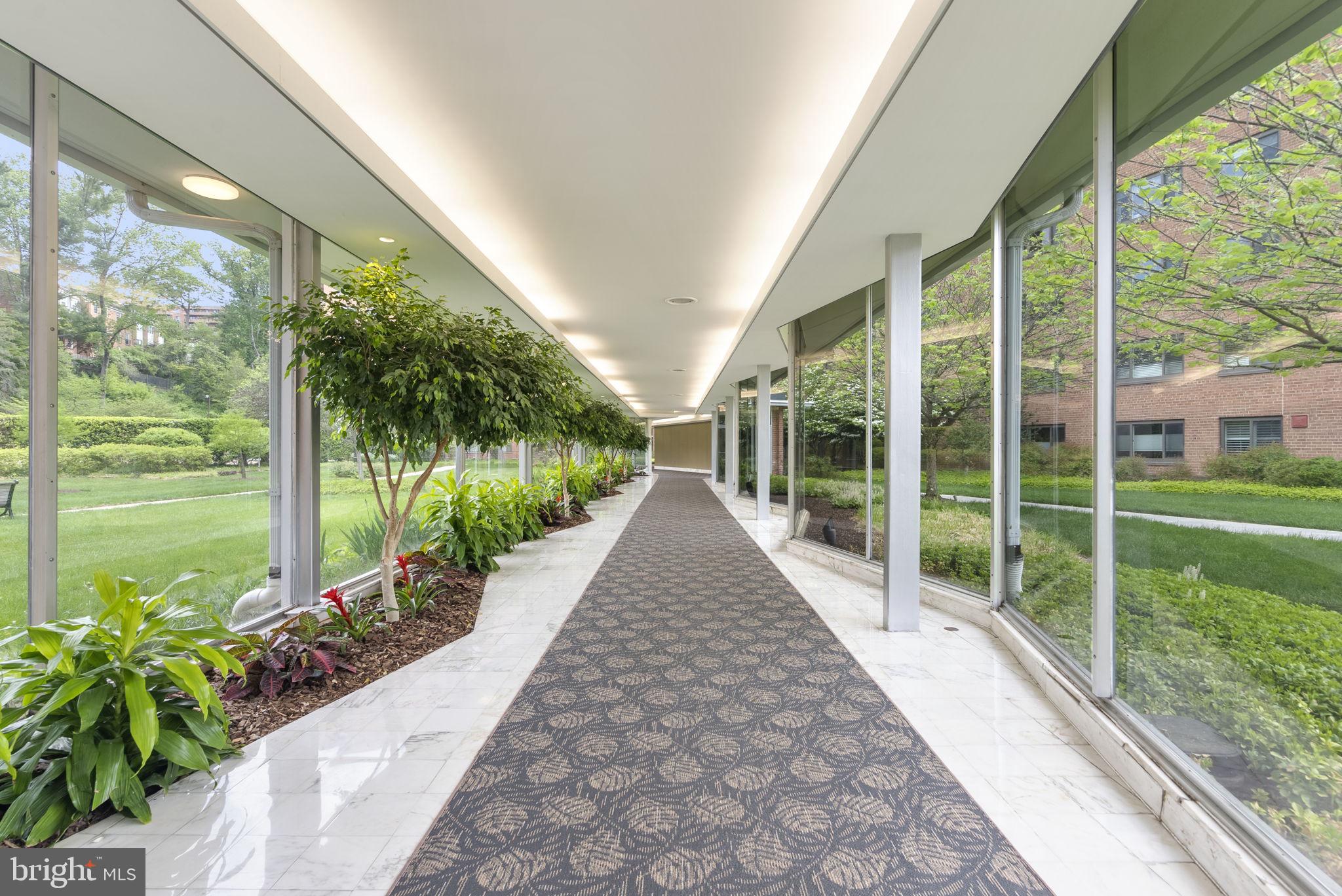 4201 CATHEDRAL AVENUE NW T10E