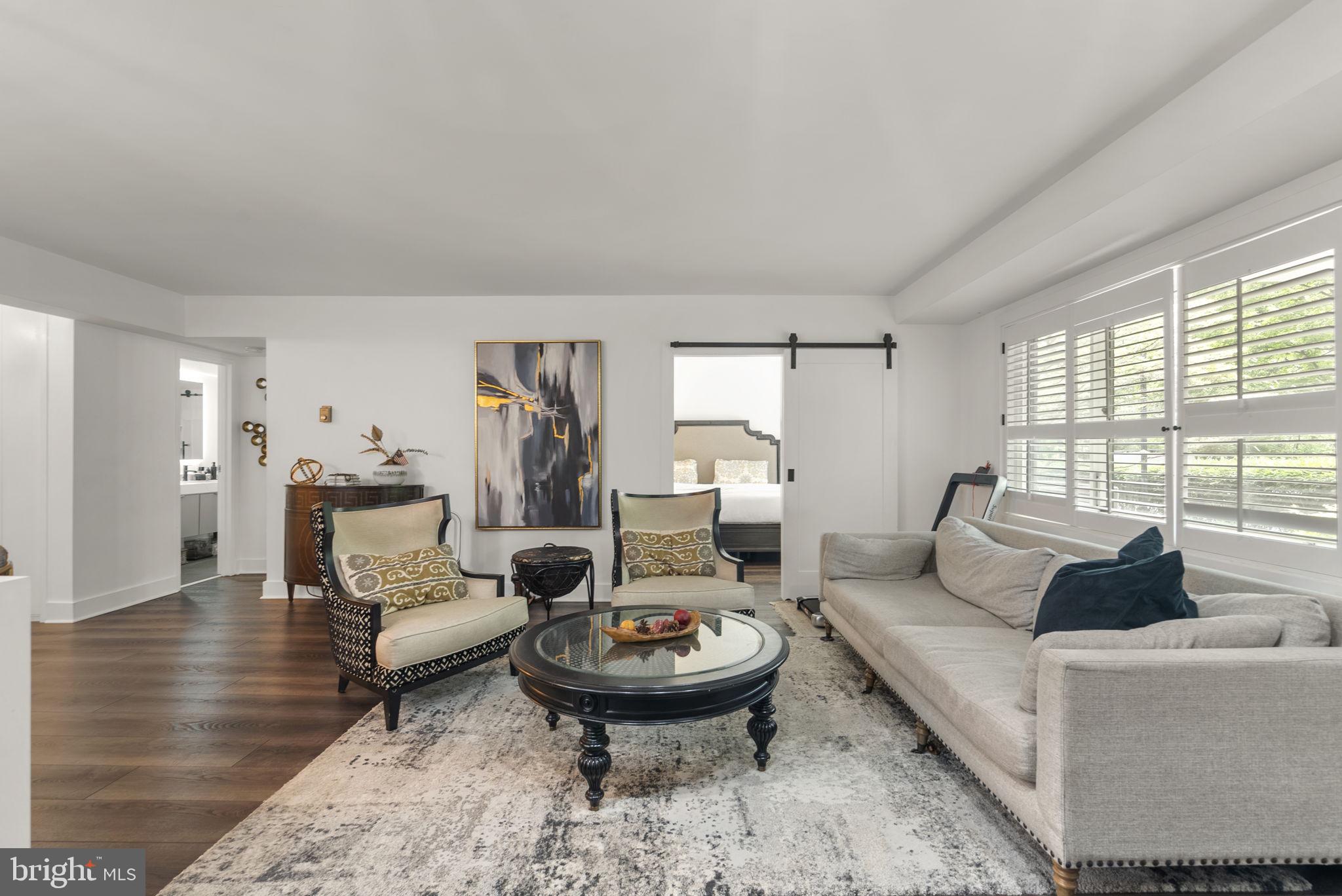 4201 CATHEDRAL AVENUE NW T10E