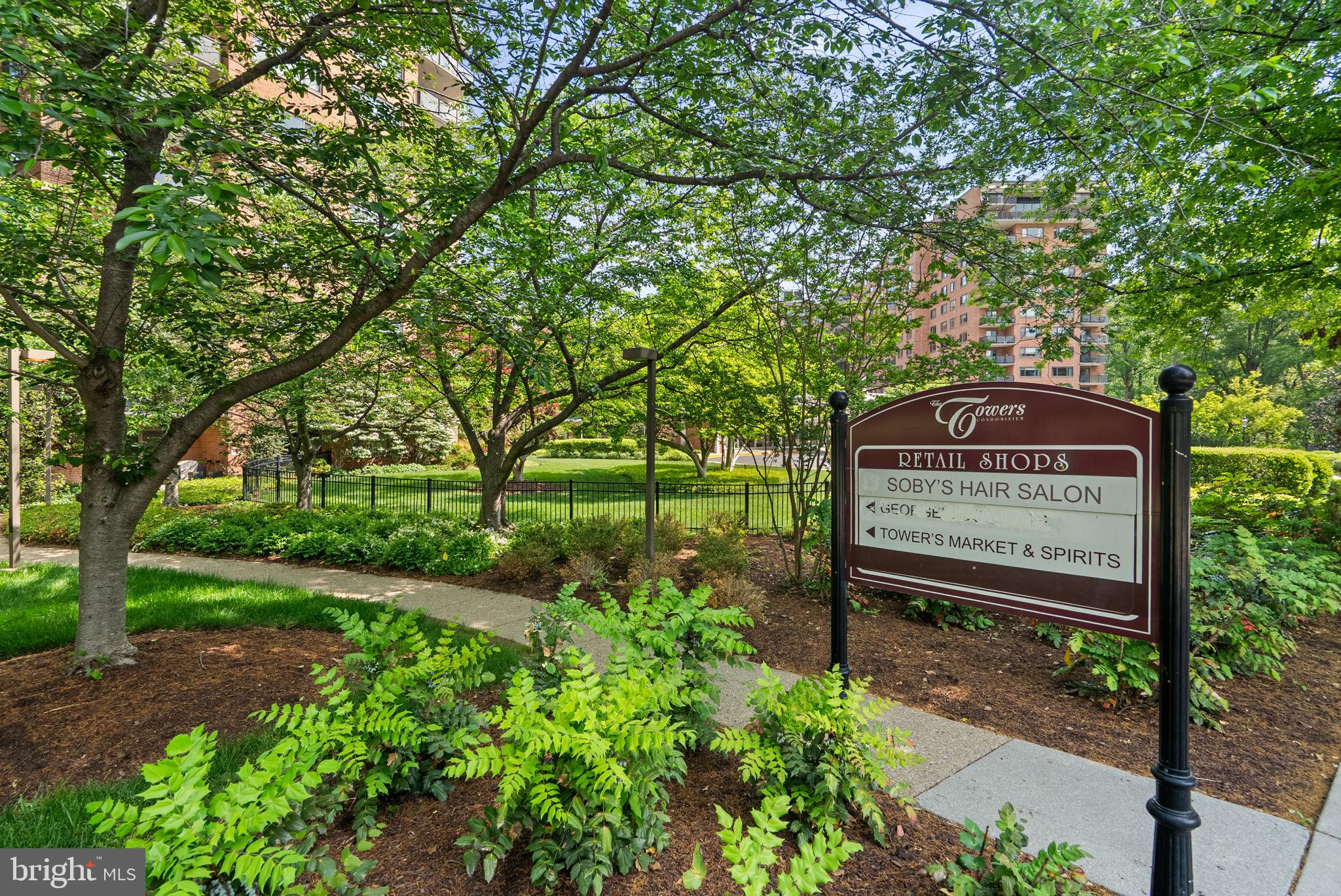 4201 CATHEDRAL AVENUE NW T10E