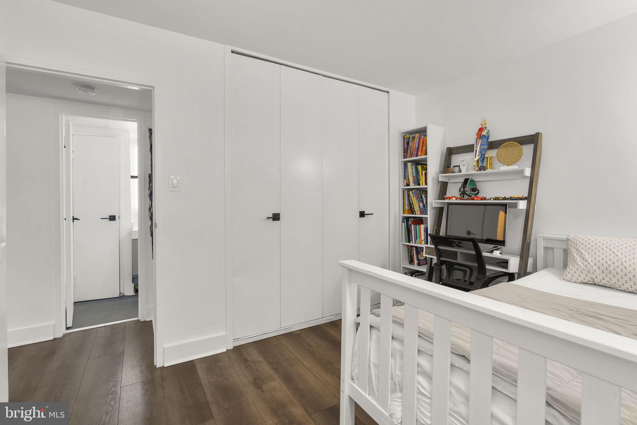 4201 CATHEDRAL AVENUE NW T10E