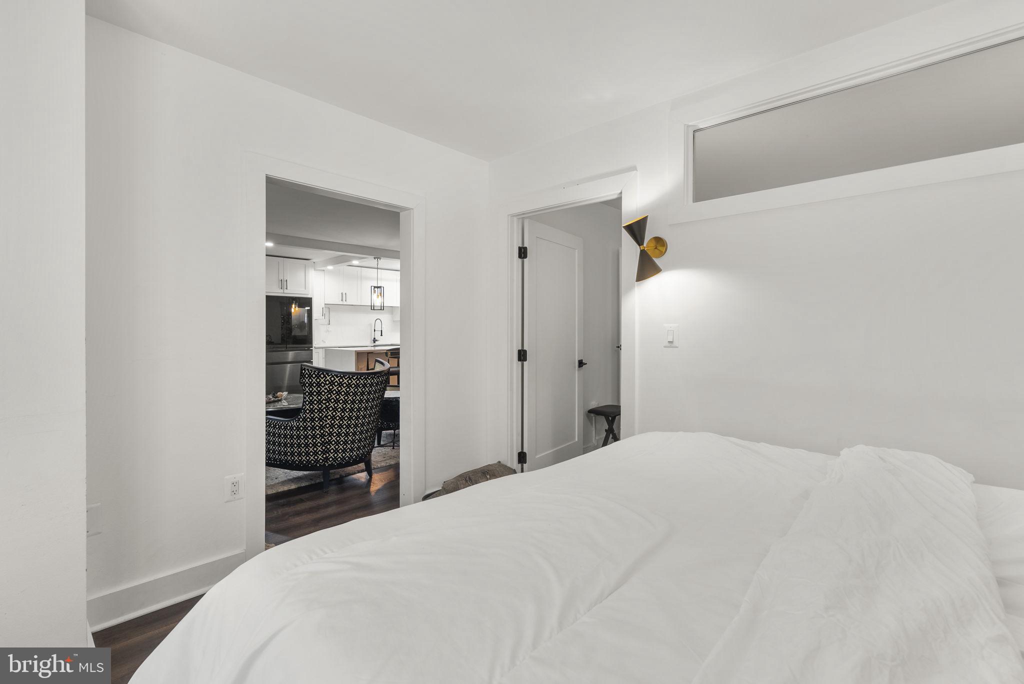 4201 CATHEDRAL AVENUE NW T10E