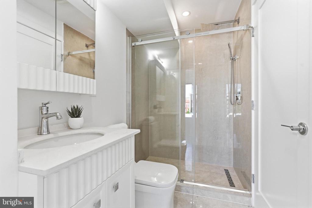 4328 GEORGIA AVENUE NW Unit: 401