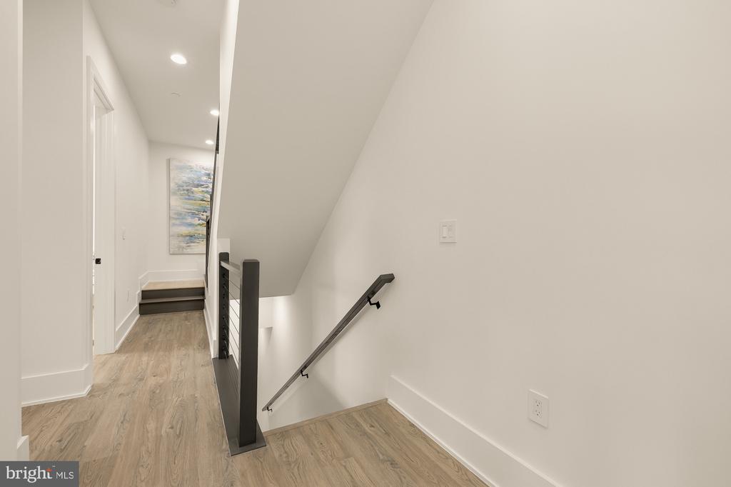 1140 OATES STREET NE Unit: 201