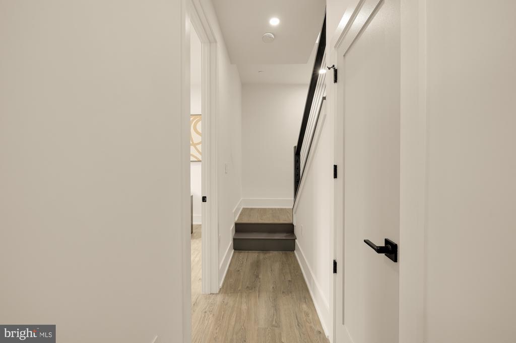 1140 OATES STREET NE Unit: 201