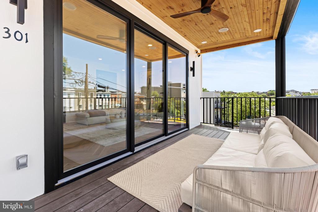 733 EUCLID STREET NW Unit: 303
