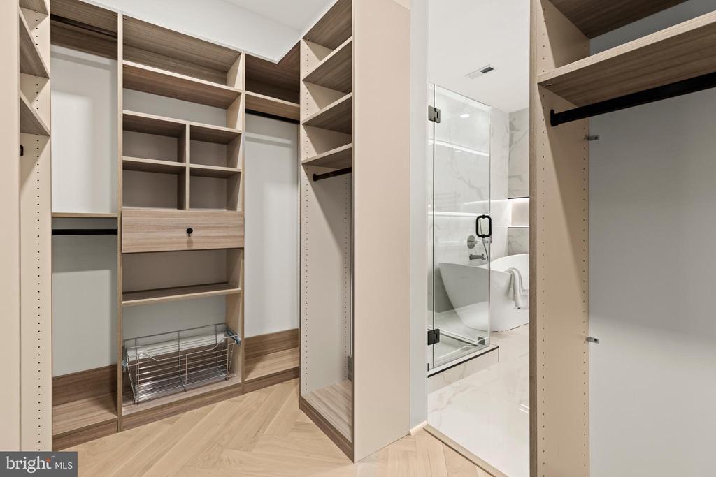 733 EUCLID STREET NW Unit: 303