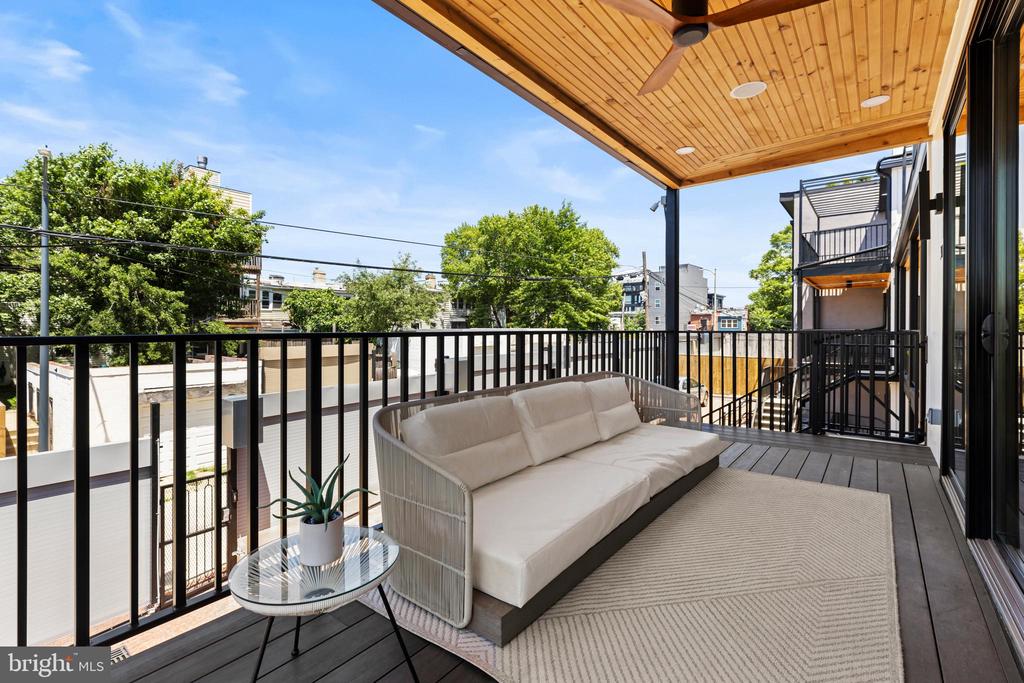 733 EUCLID STREET NW Unit: 303