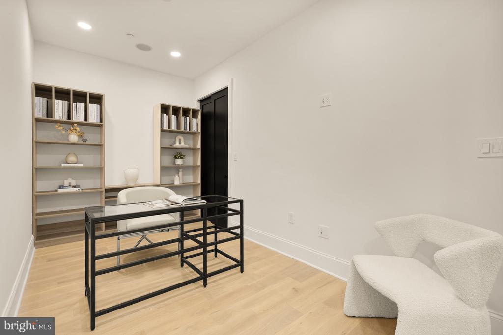 733 EUCLID STREET NW Unit: 104