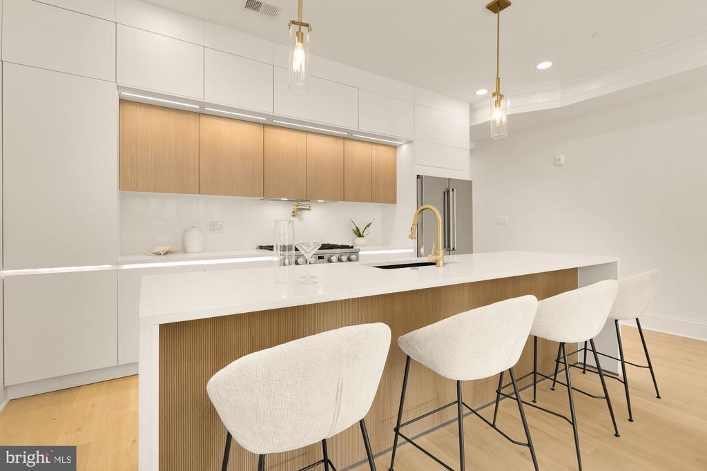 733 EUCLID STREET NW Unit: 104