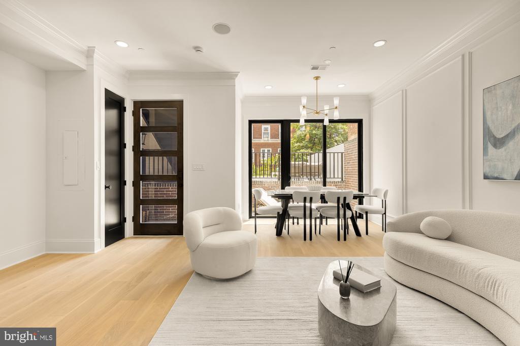 733 EUCLID STREET NW Unit: 104