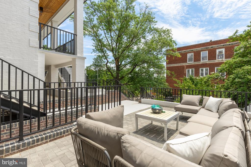 733 EUCLID STREET NW Unit: 104