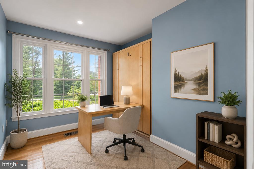 3203 SUTTON PLACE NW Unit: C