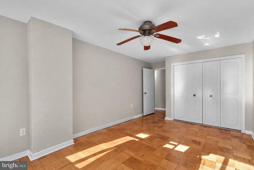 2501 CALVERT STREET NW Unit: 409