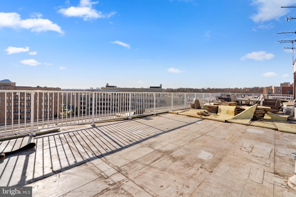 2501 CALVERT STREET NW Unit: 409