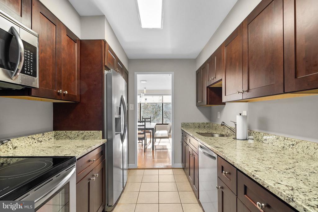 2501 CALVERT STREET NW Unit: 409