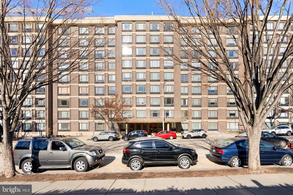 2501 CALVERT STREET NW Unit: 409