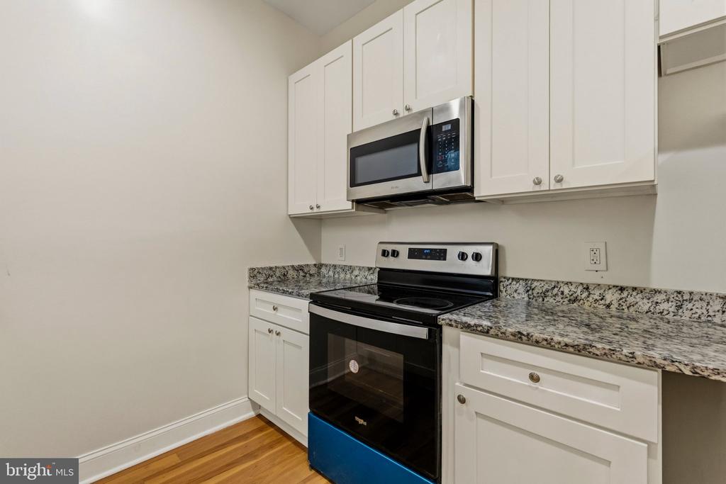 113 15TH STREET SE