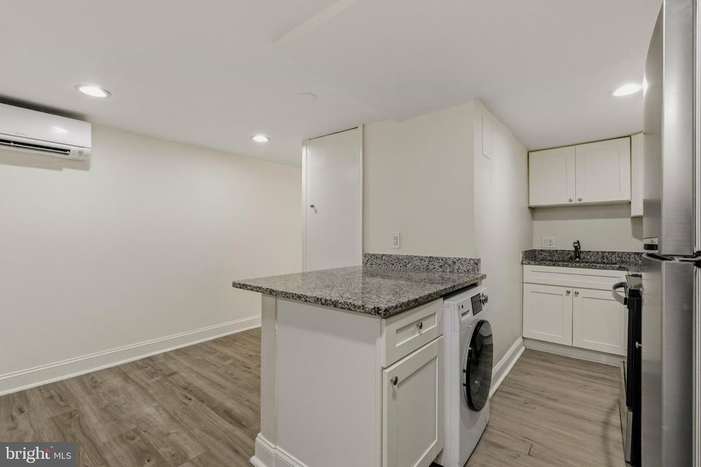113 15TH STREET SE
