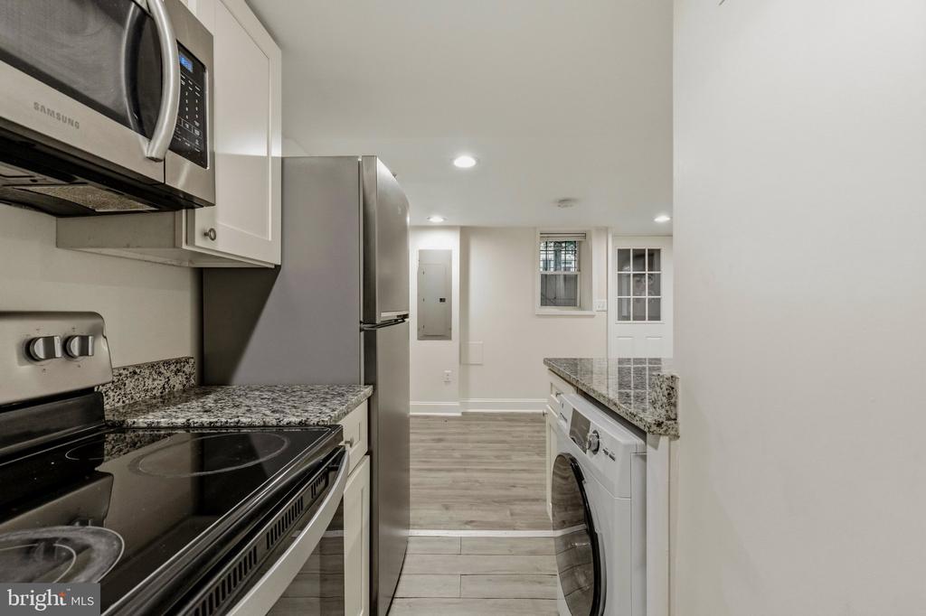 113 15TH STREET SE