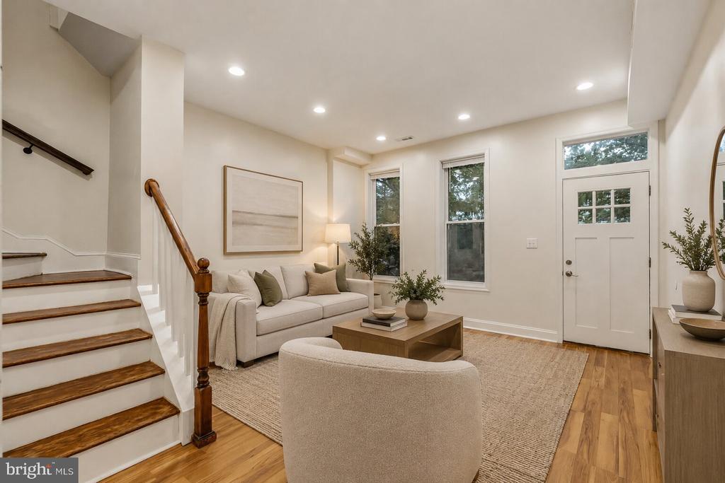113 15TH STREET SE