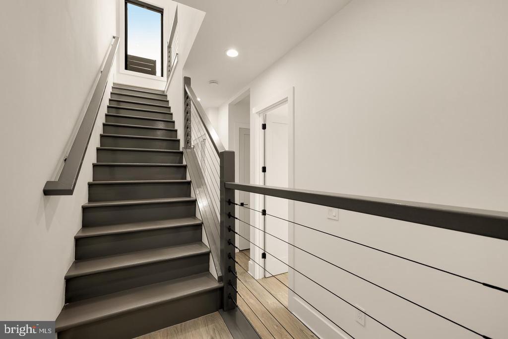 1140 OATES STREET NE Unit: 201