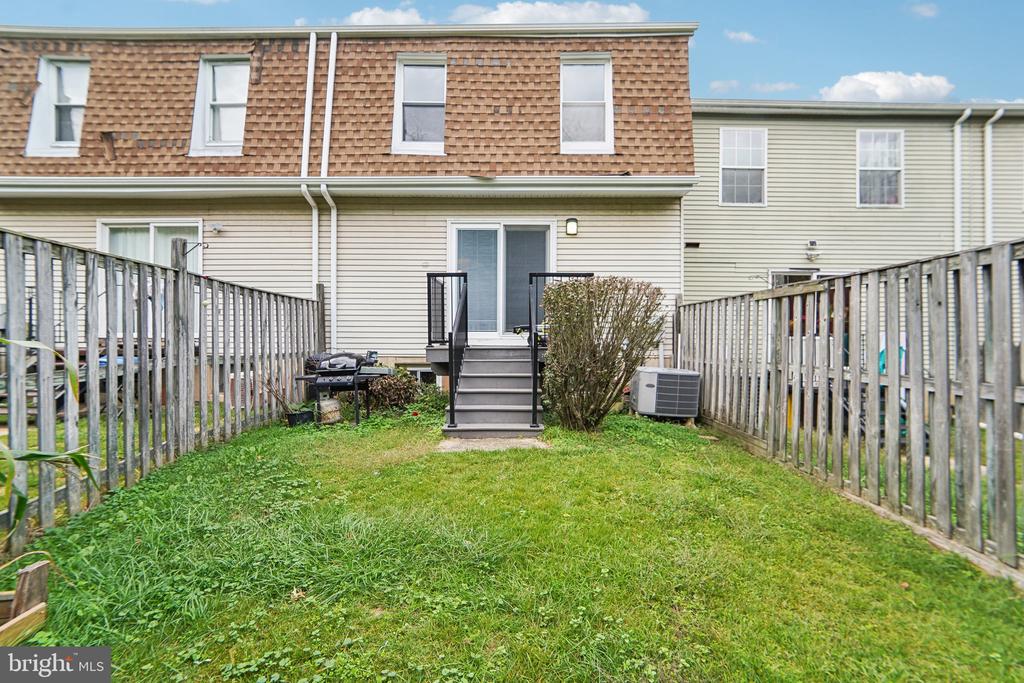 1849 Eagle Ct