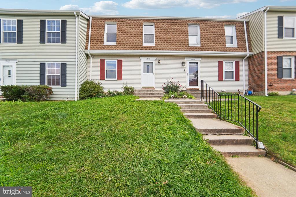 1849 Eagle Ct