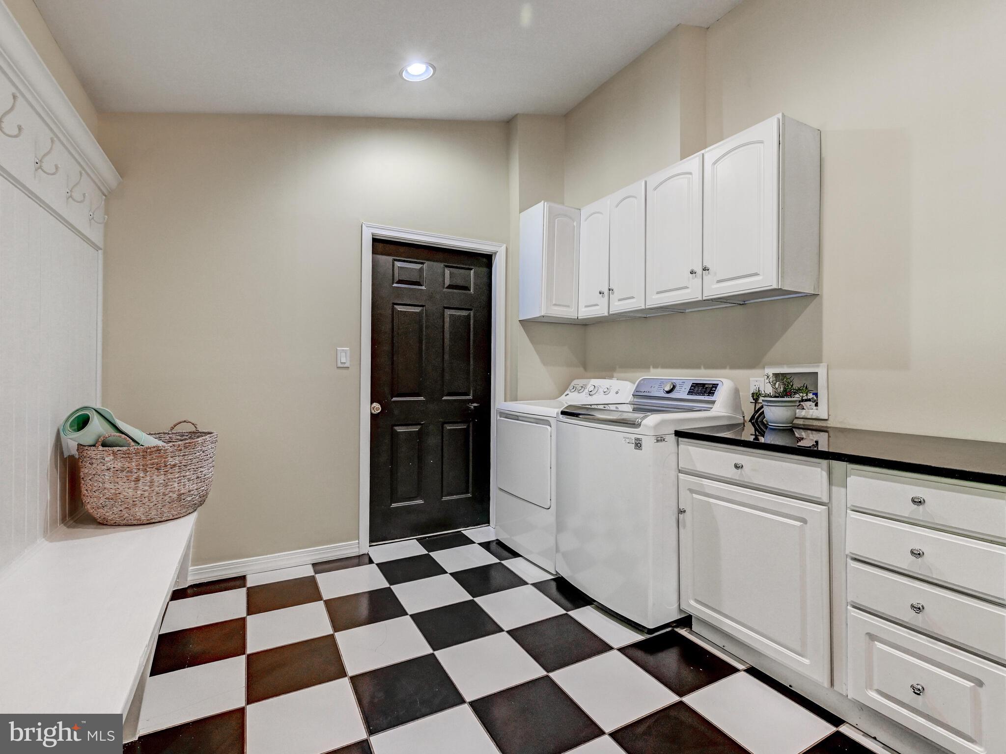 265 Hunters Ridge Rd