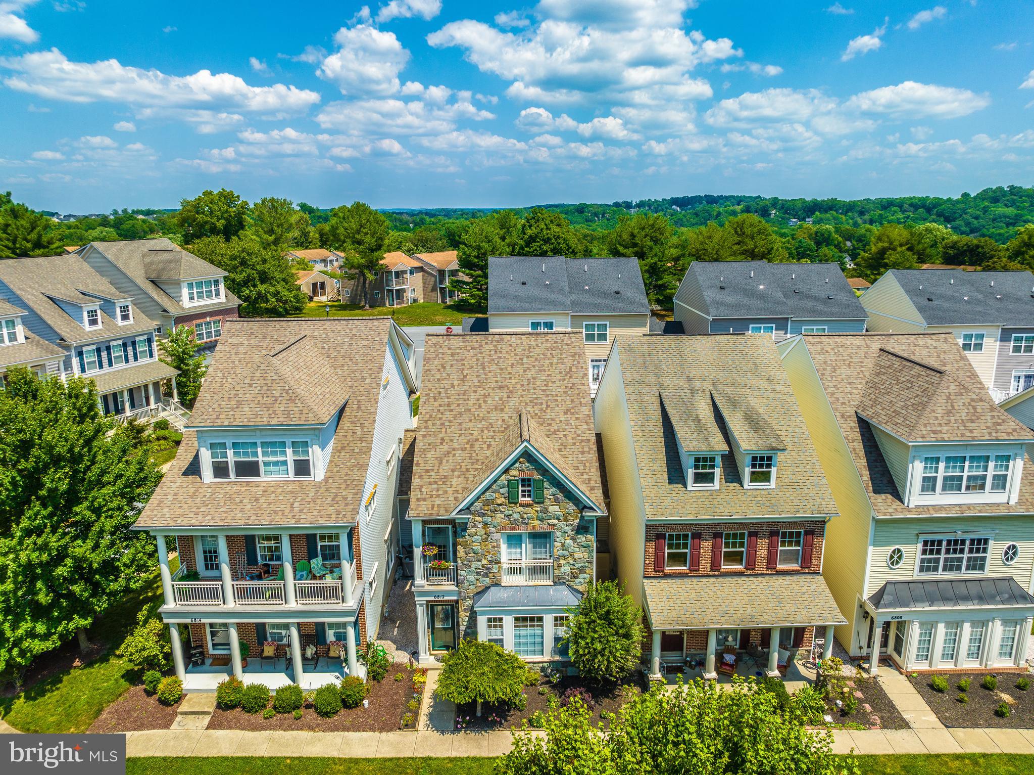 6812 CHICKADEE LANE
