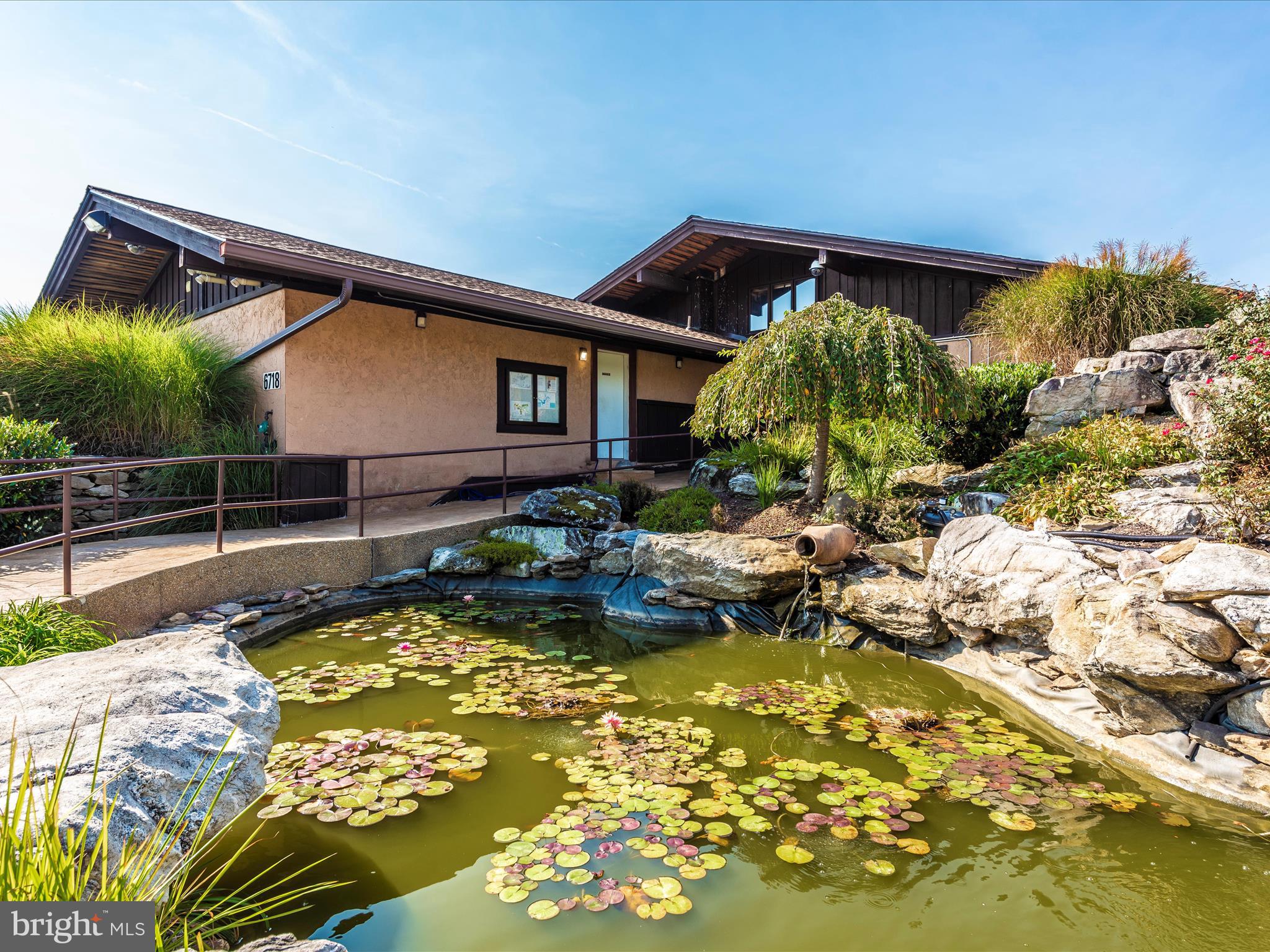 6812 CHICKADEE LANE