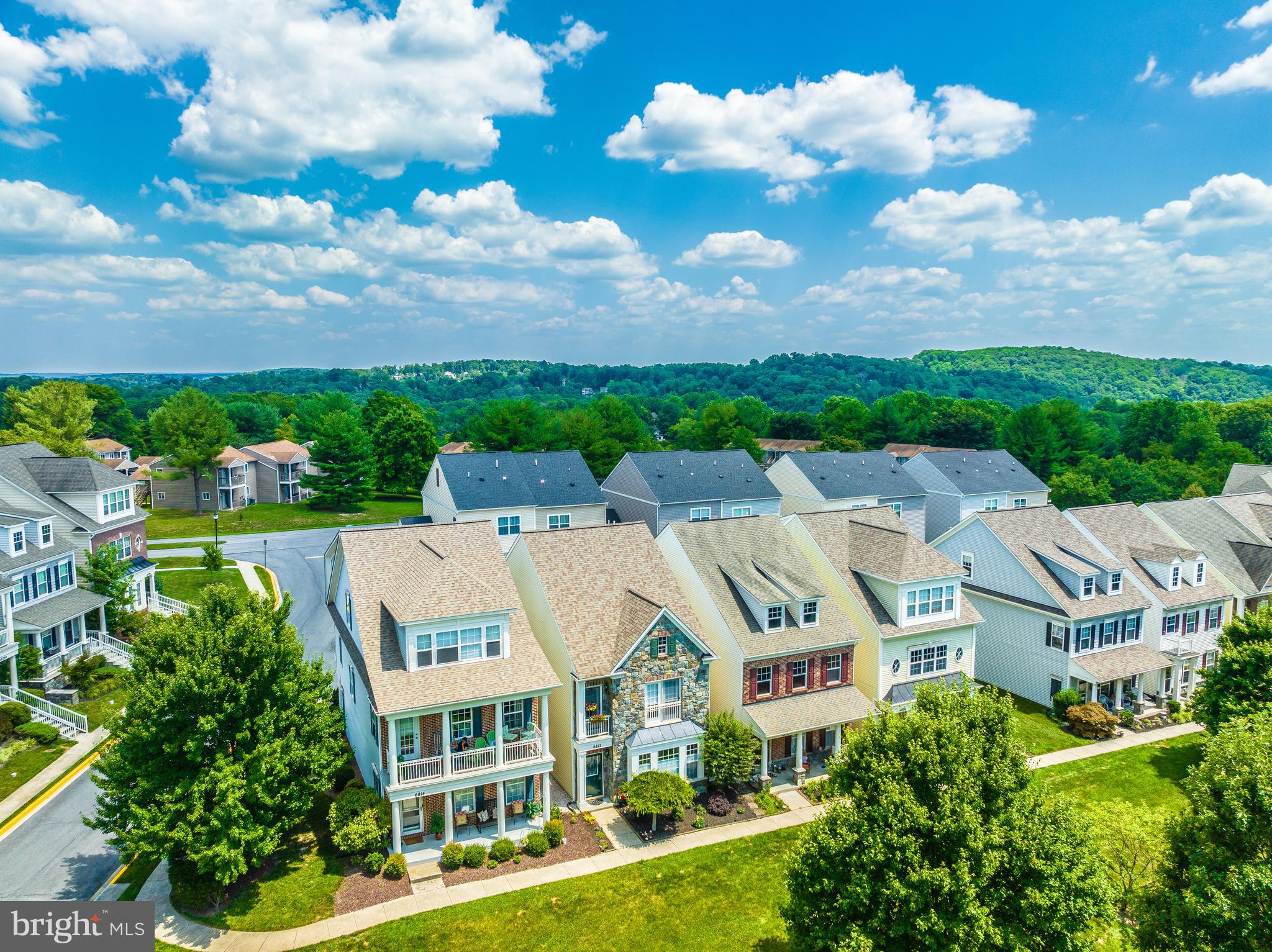 6812 CHICKADEE LANE