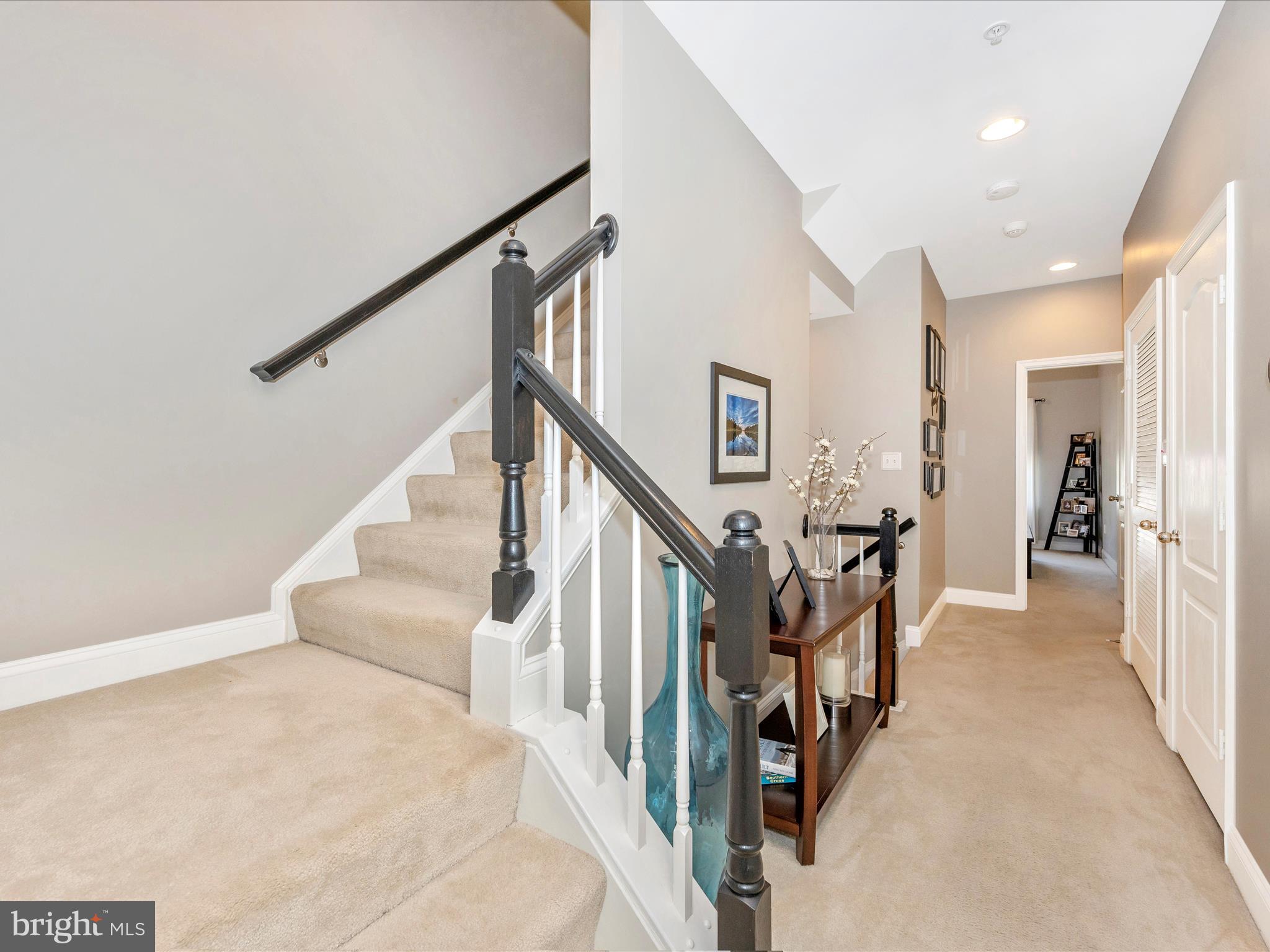 6812 CHICKADEE LANE