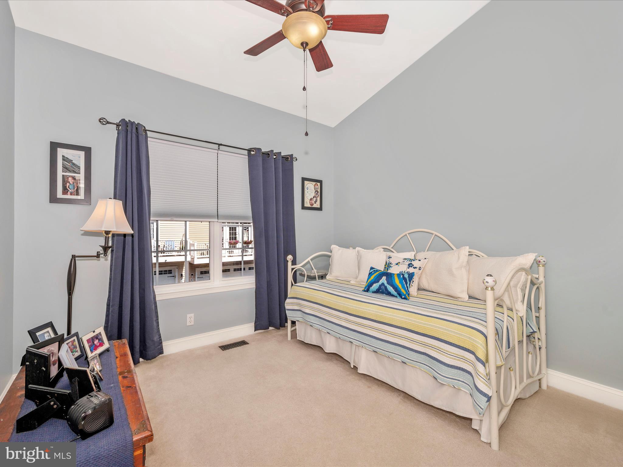 6812 CHICKADEE LANE