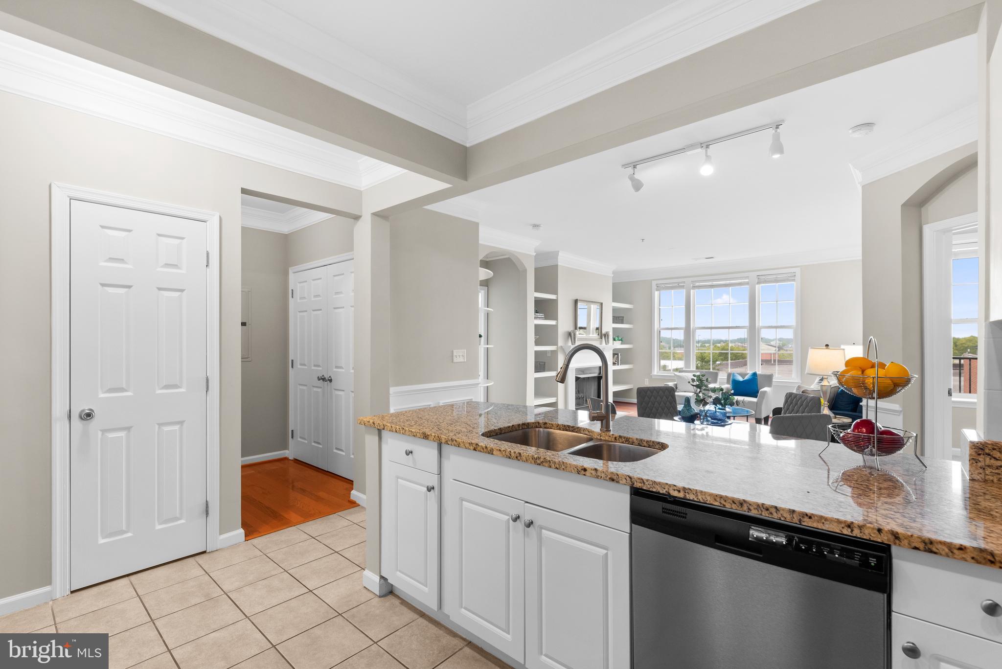 31 BOOTH STREET Unit: 359
