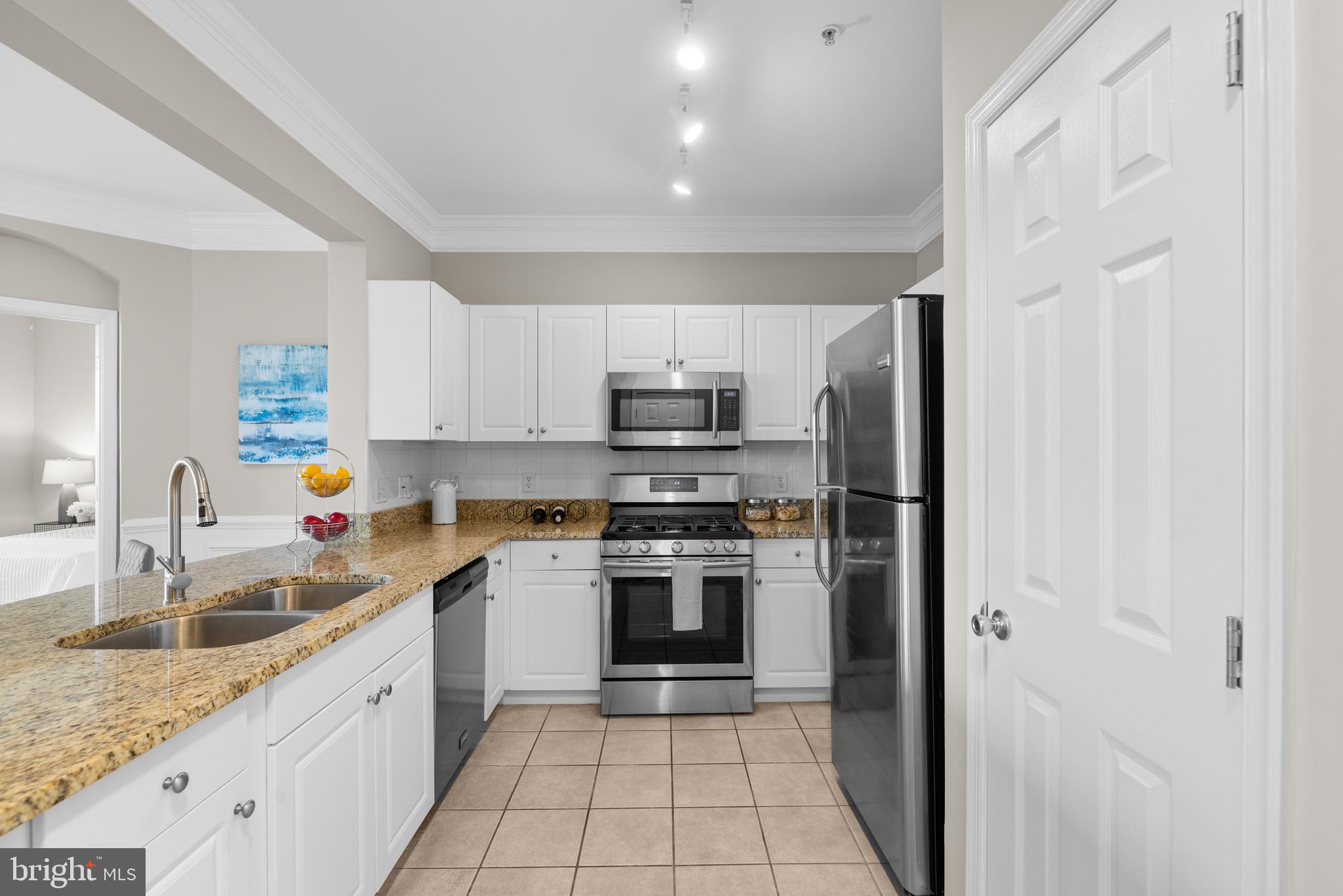 31 BOOTH STREET Unit: 359