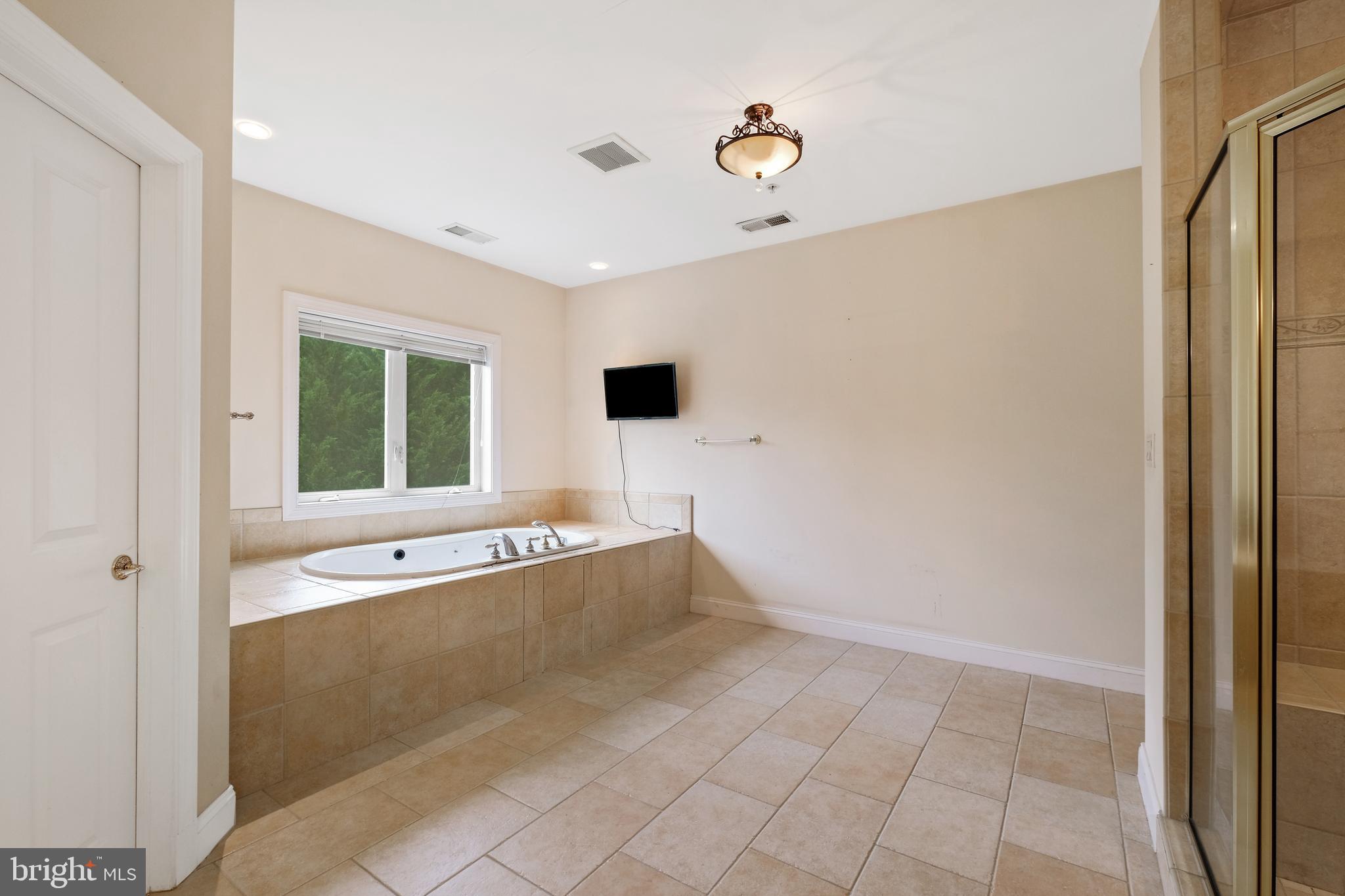 13533 Magruder Farm COURT