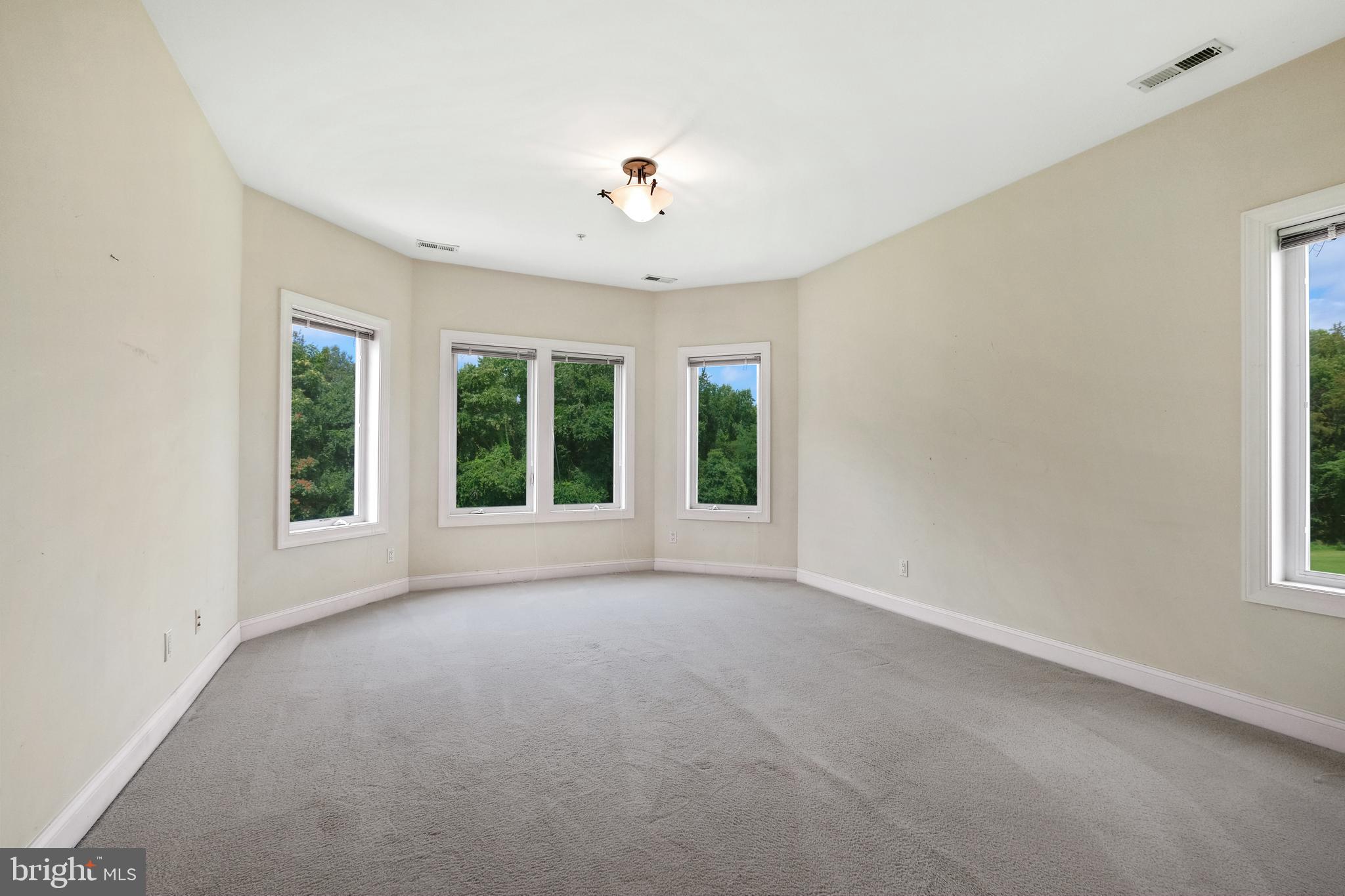 13533 Magruder Farm COURT