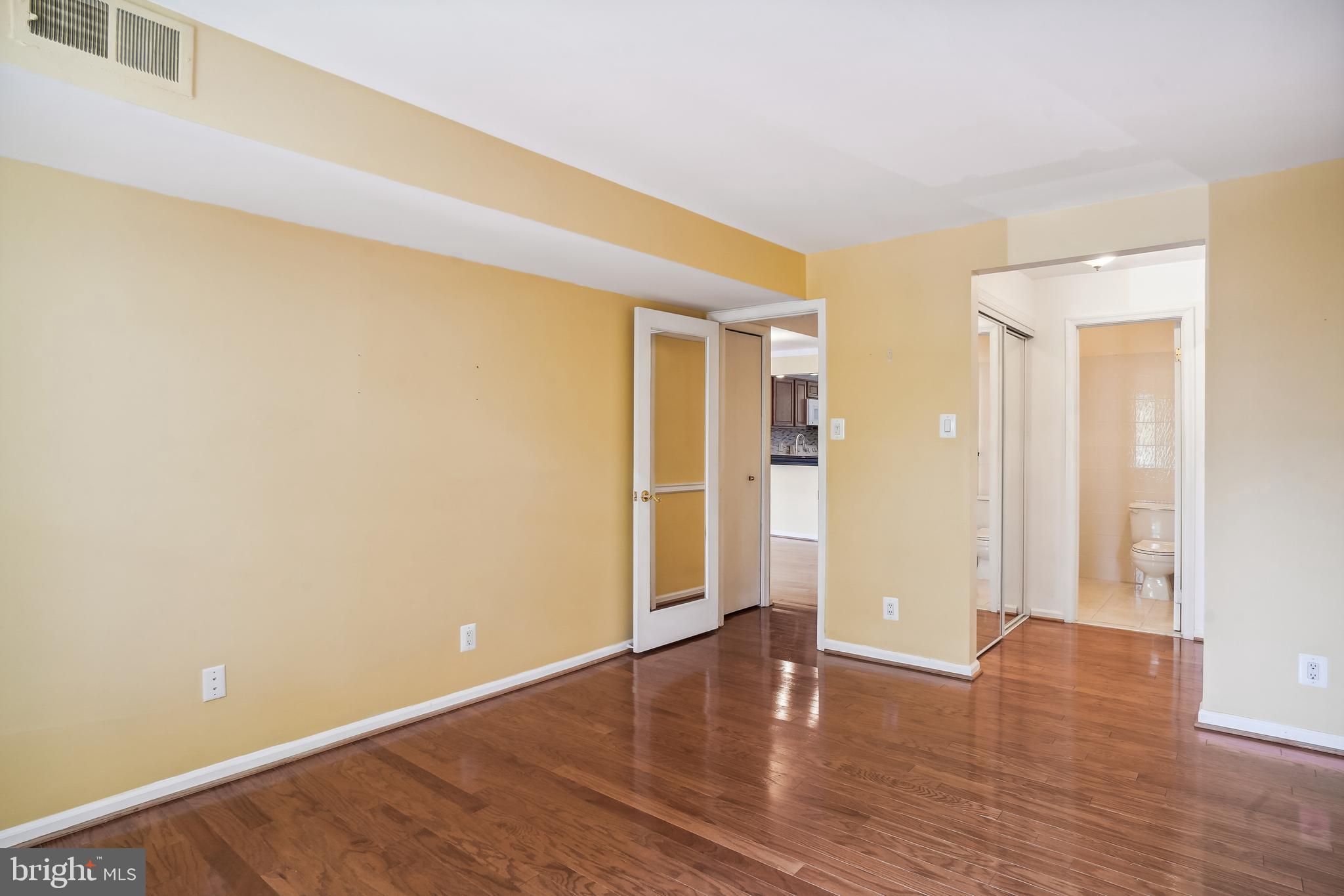 20325 BEACONFIELD TERRACE Unit: 101