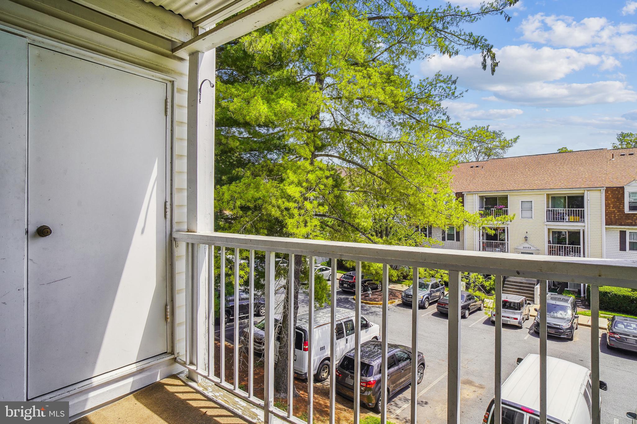 20325 BEACONFIELD TERRACE Unit: 101
