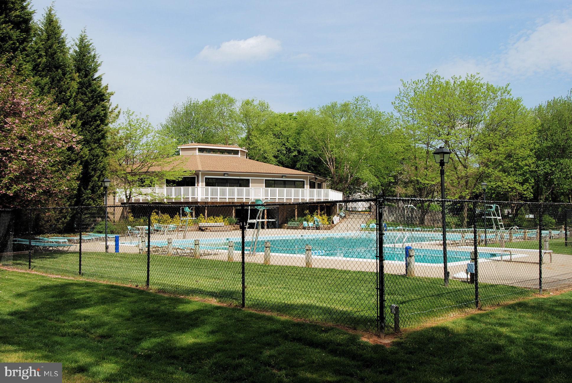 20325 BEACONFIELD TERRACE Unit: 101