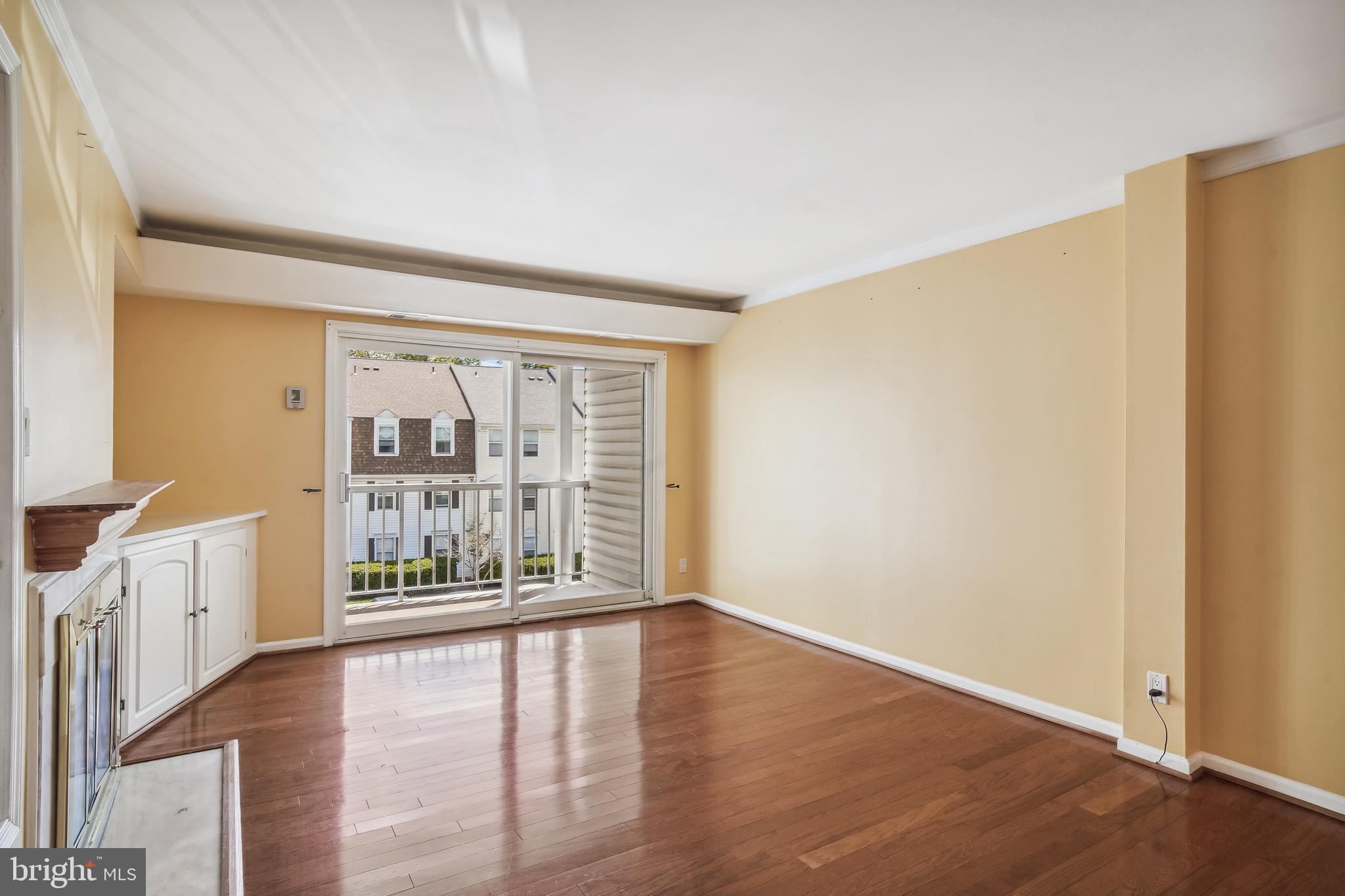 20325 BEACONFIELD TERRACE Unit: 101