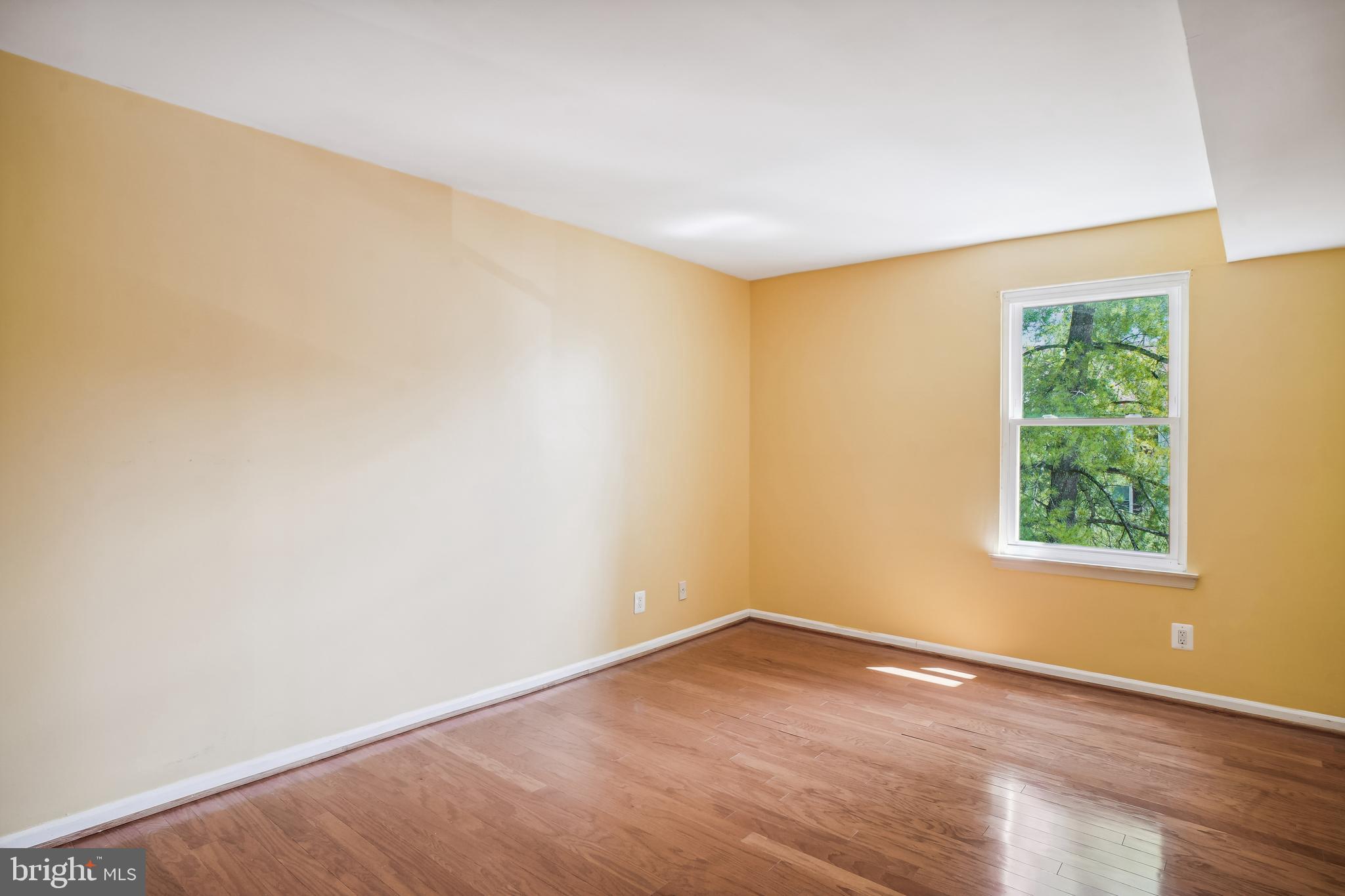 20325 BEACONFIELD TERRACE Unit: 101