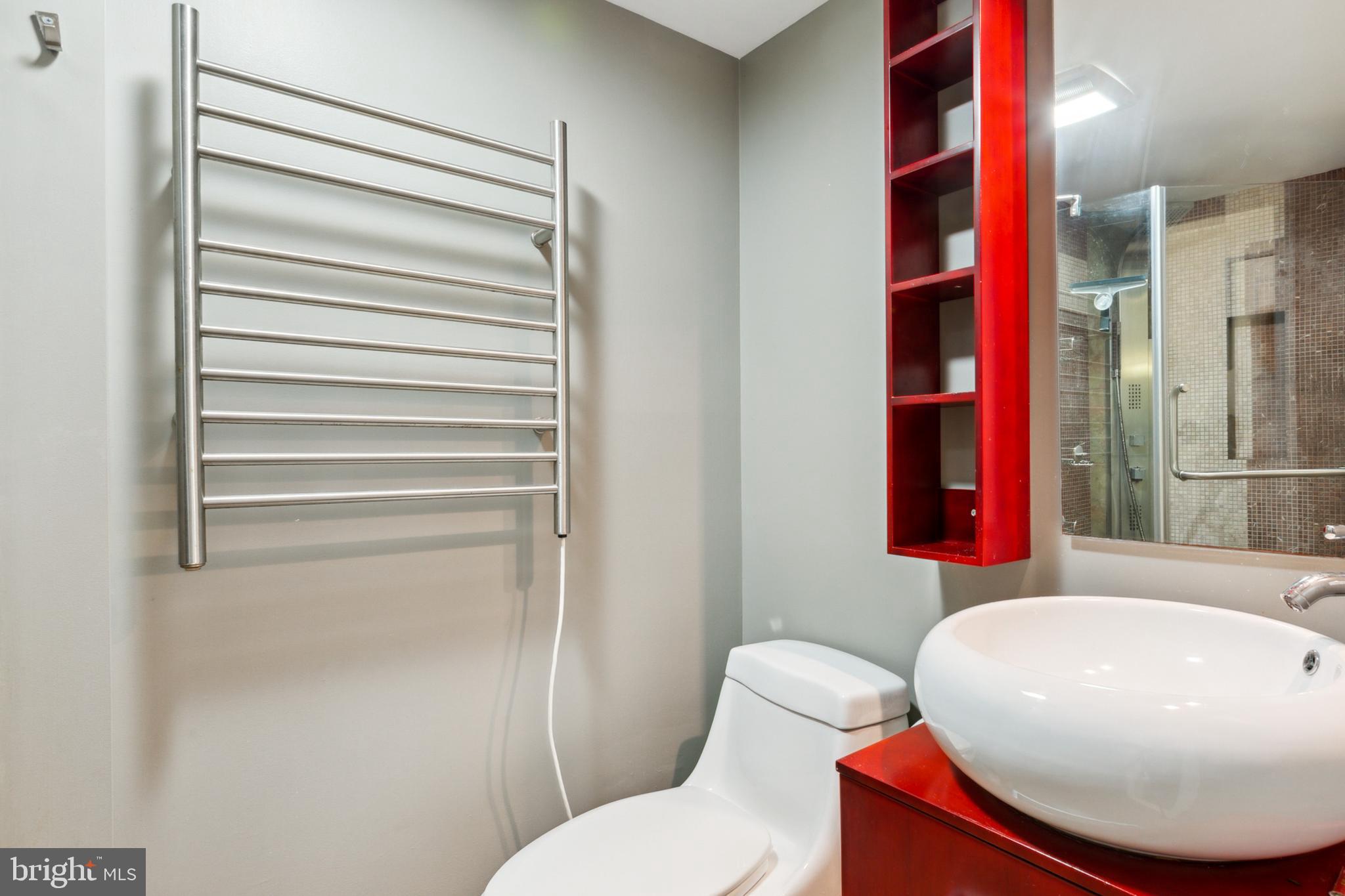 28 Dudley Ct #14